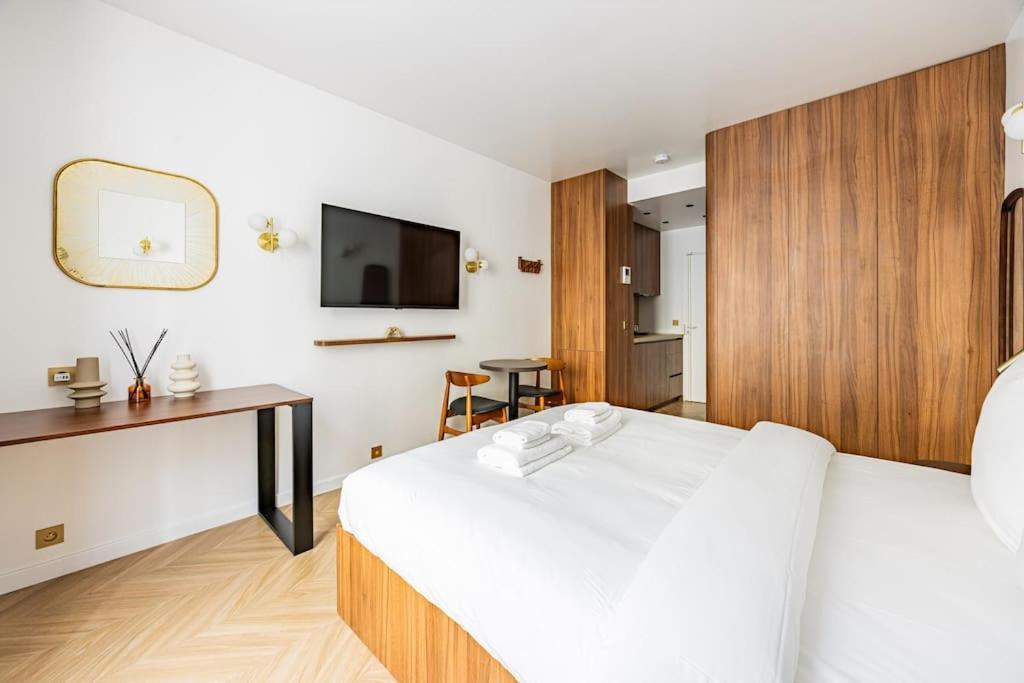 151 Luxueuse-etienne Marcel-chatelet-paris 3 Appartement *